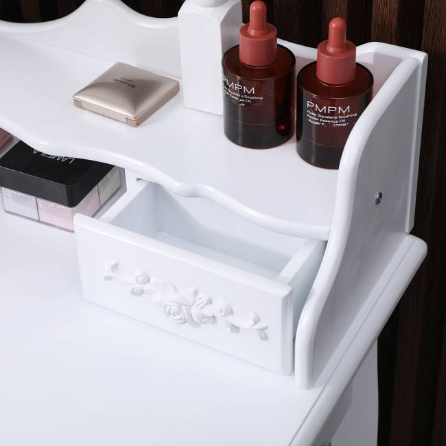 Туалетный столик CZ15