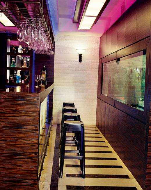 Табурет прозрачный барный Fox 75 черный 360х360х750 мм Табурет прозрачный барный Fox 75 черный 360х360х750 мм