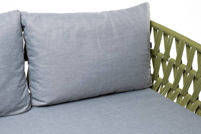 "Диего" диван 2-местный плетеный из роупа, каркас алюминий светло-серый (RAL7035) муар, роуп салатовый меланж круглый, ткань светло-серая "Диего" диван 2-местный плетеный из роупа, каркас алюминий светло-серый (RAL7035) муар, роуп салатовый меланж круглый, ткань светло-серая