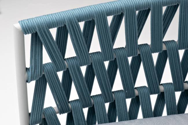 "Диего" диван 2-местный плетеный из роупа, каркас алюминий светло-серый (RAL7035) муар, роуп бирюзовый круглый, ткань светло-серая "Диего" диван 2-местный плетеный из роупа, каркас алюминий светло-серый (RAL7035) муар, роуп бирюзовый круглый, ткань светло-серая