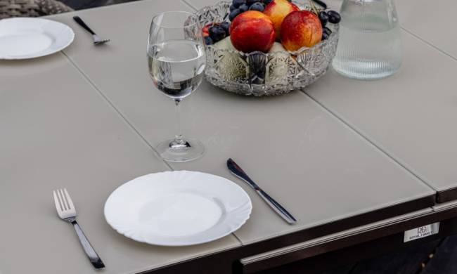 LUDWIG + FIONA обеденный комплект серого цвета