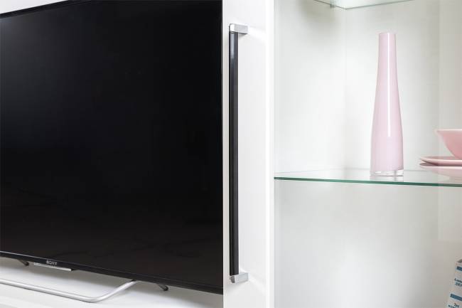 Стенка для гостиной с сервантом Валенсия № 60 цвет белый шагрень