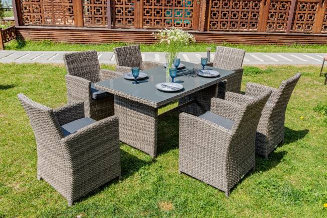 Обеденный комплект FIONA из искусственного ротанга