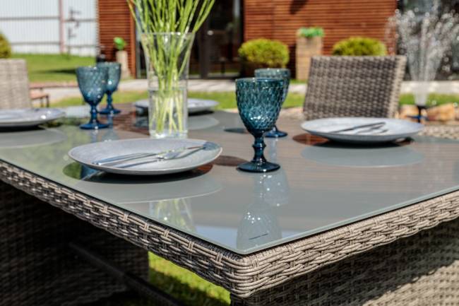 Обеденный комплект FIONA из искусственного ротанга